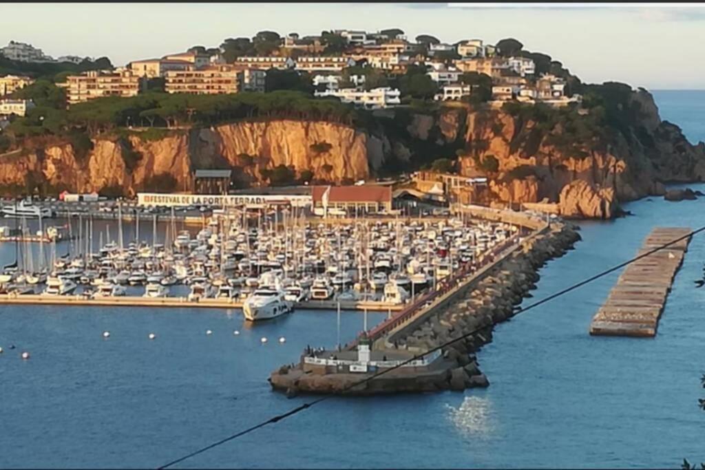 Nuevo Apartamento Moderno Elisa - A 80 Metros De La Playa Para 5 Personas Sant Feliu de Guíxols Luaran gambar