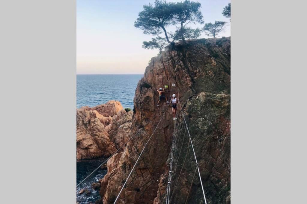Nuevo Apartamento Moderno Elisa - A 80 Metros De La Playa Para 5 Personas Sant Feliu de Guíxols Luaran gambar