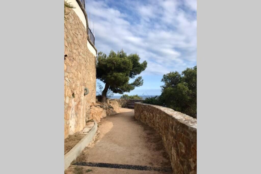 Nuevo Apartamento Moderno Elisa - A 80 Metros De La Playa Para 5 Personas Sant Feliu de Guíxols Luaran gambar
